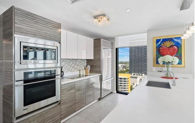 460 NE 28th St 2001, Miami, FL 33137