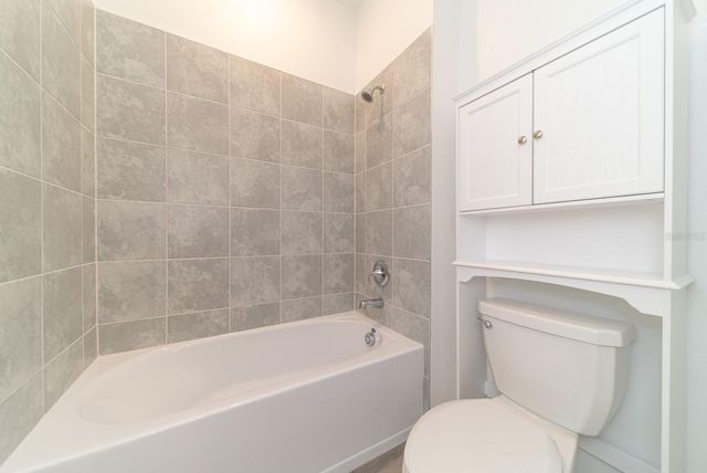 2898 ARMSTRONG AVENUE, Clermont, FL 34714