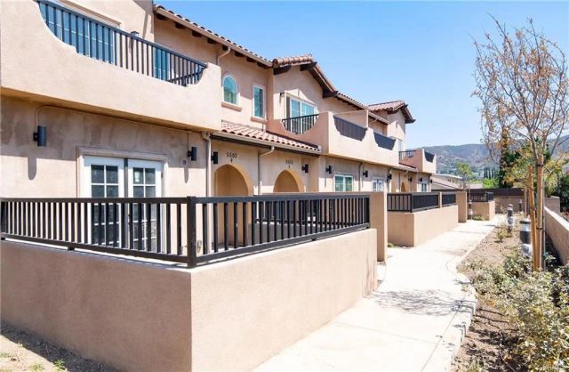 5526 E Los Angeles Avenue 2, Simi Valley, CA 93063