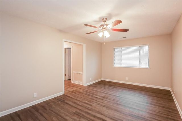 592 Cricket Hill Trail, Lawrenceville, GA 30044