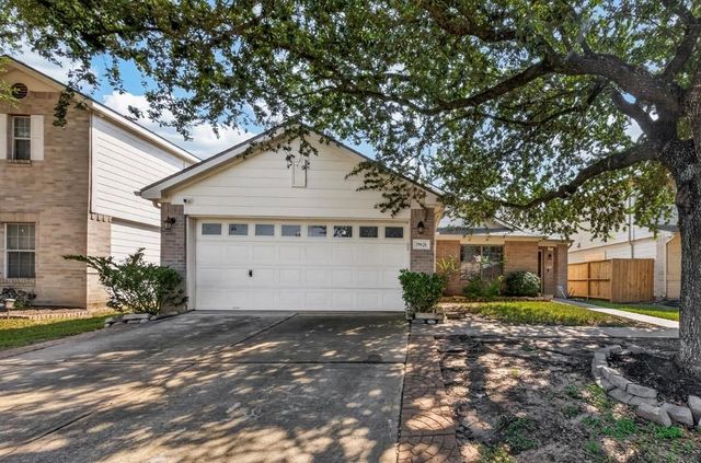 19626 Rippling Brook Lane, Tomball, TX 77375