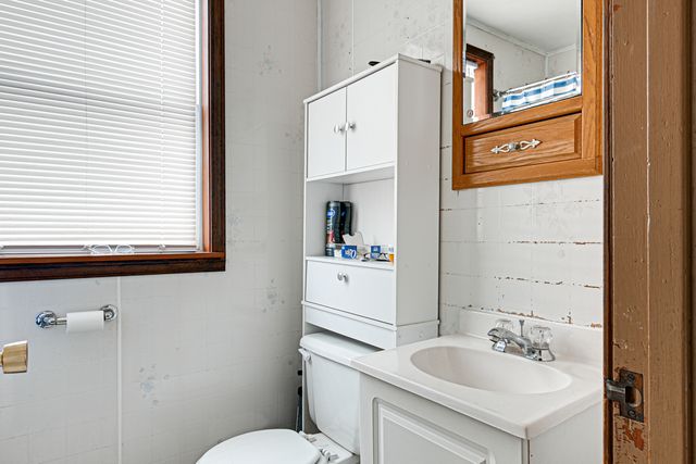 205 Blackstone Street, Thornton, IL 60476