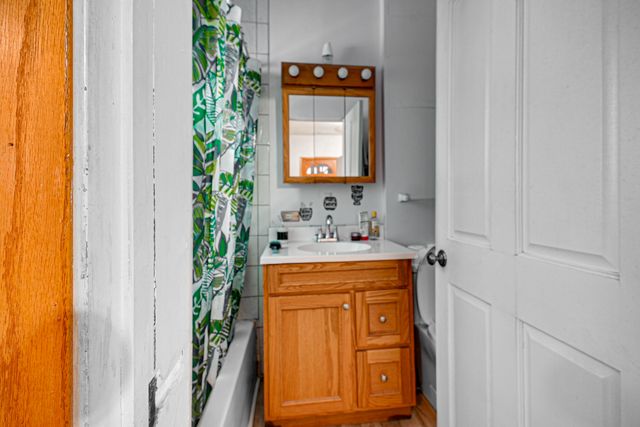 205 Blackstone Street, Thornton, IL 60476