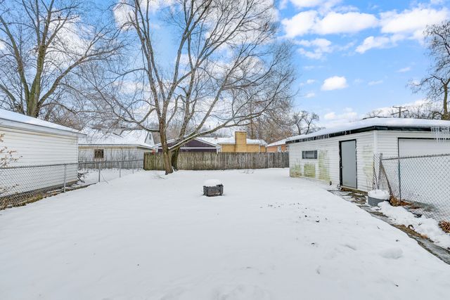 205 Blackstone Street, Thornton, IL 60476