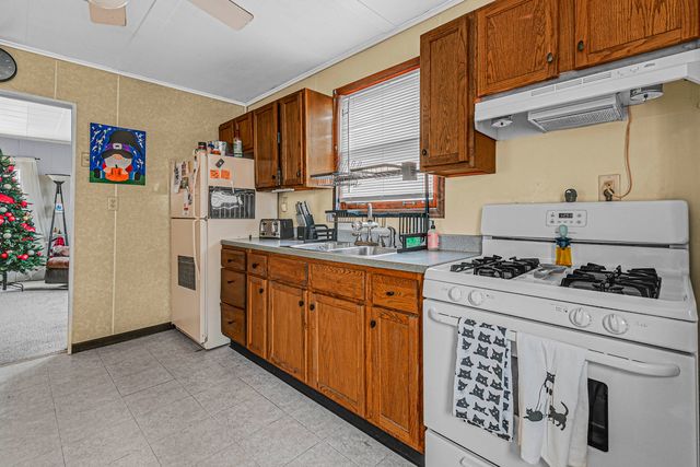 205 Blackstone Street, Thornton, IL 60476