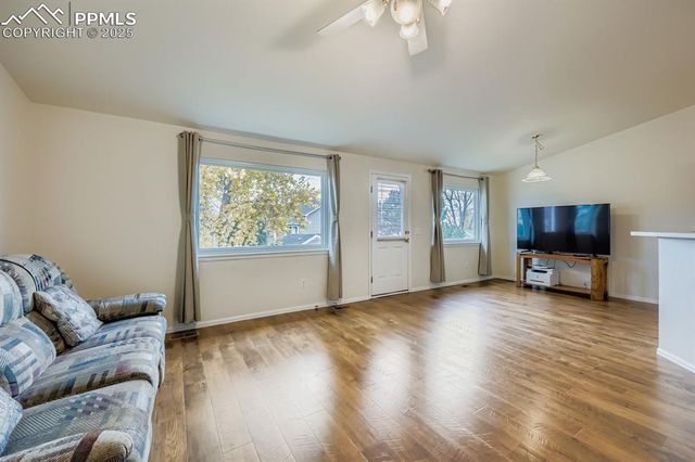 5827 Uncompahgre Street, Colorado Springs, CO 80923