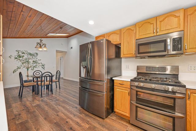 2700 Lassen Way, Rocklin, CA 95677