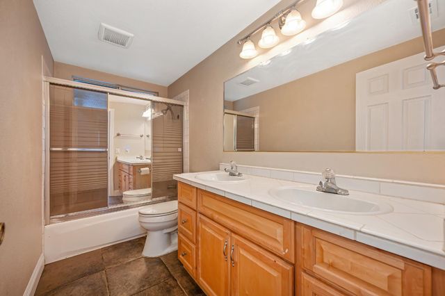 2700 Lassen Way, Rocklin, CA 95677