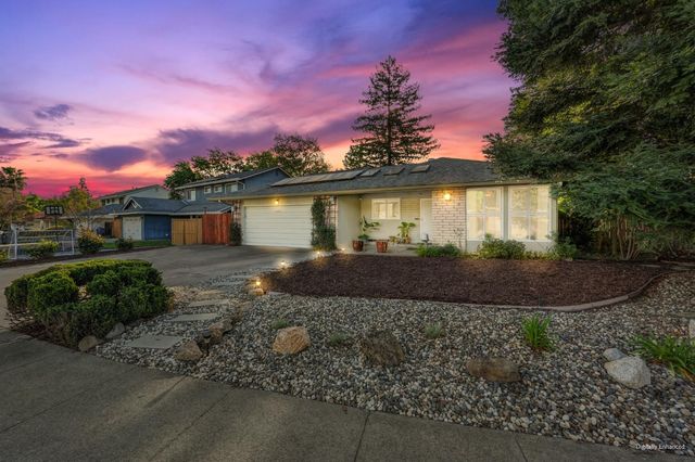 2700 Lassen Way, Rocklin, CA 95677