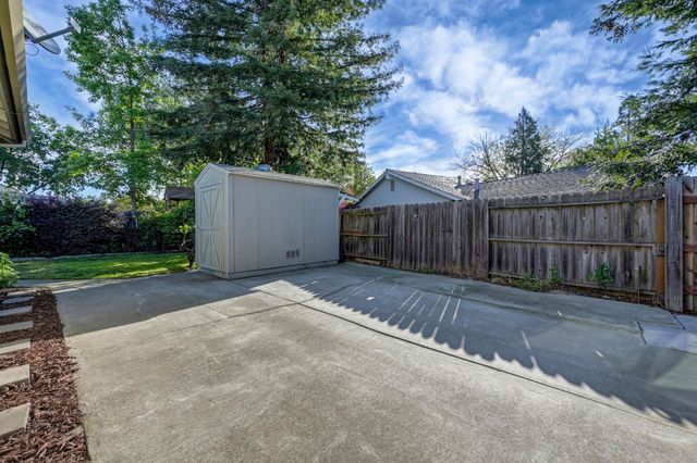 2700 Lassen Way, Rocklin, CA 95677