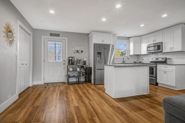 2809 Sparrow Dr, Clarksville, TN 37040