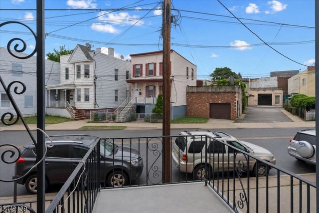 1009 Paterson Plank Rd, North Bergen Twp., NJ 07047