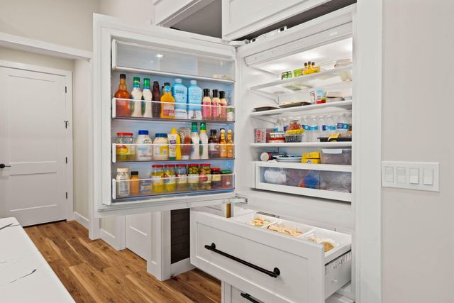 9060 E HIGHWAY AB, Columbia, MO 65201