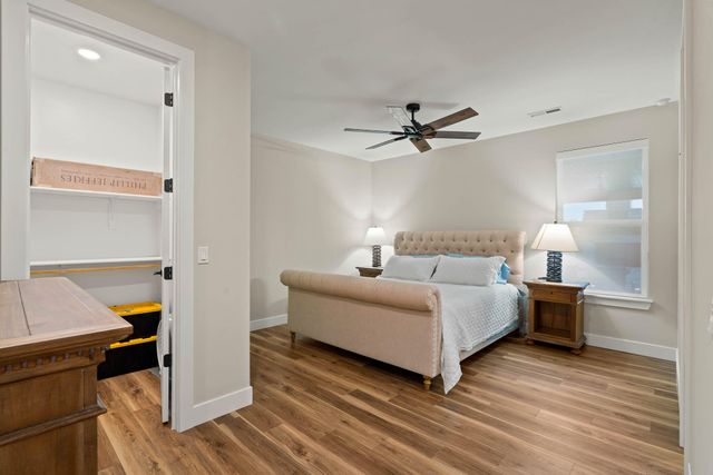 9060 E HIGHWAY AB, Columbia, MO 65201