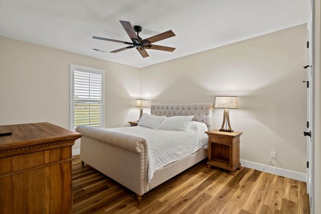 9060 E HIGHWAY AB, Columbia, MO 65201