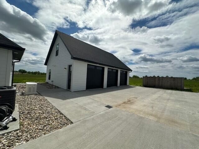 9060 E HIGHWAY AB, Columbia, MO 65201