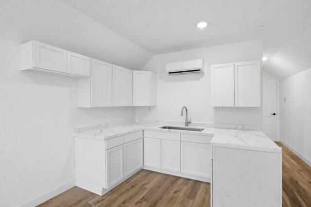 9060 E HIGHWAY AB, Columbia, MO 65201