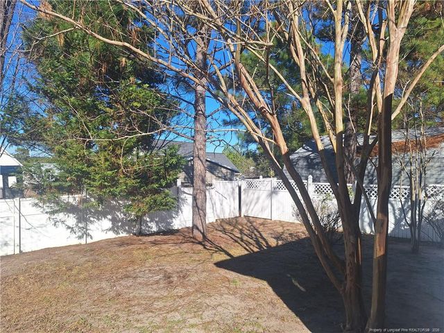 512 Dunblane Way, Fayetteville, NC 28311