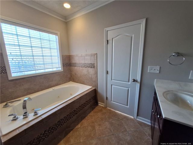 512 Dunblane Way, Fayetteville, NC 28311