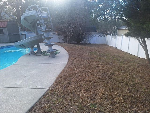 512 Dunblane Way, Fayetteville, NC 28311