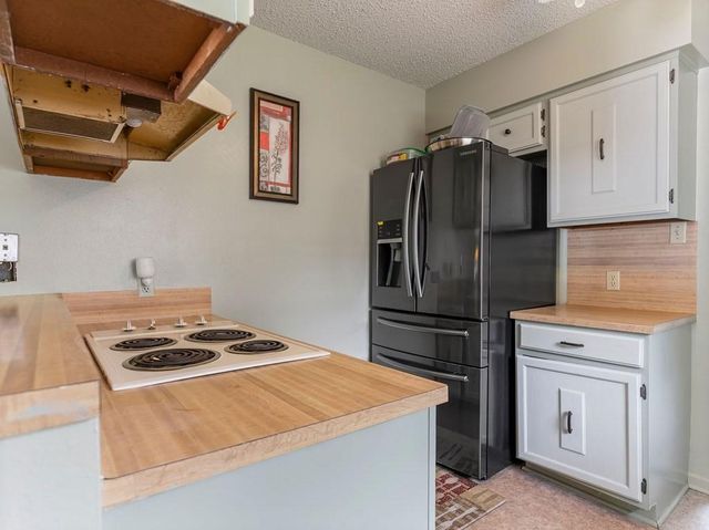 1710 Longhorn Avenue, Bay City, TX 77414