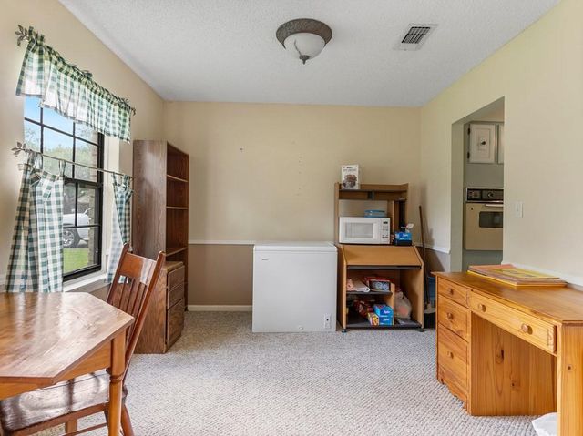 1710 Longhorn Avenue, Bay City, TX 77414