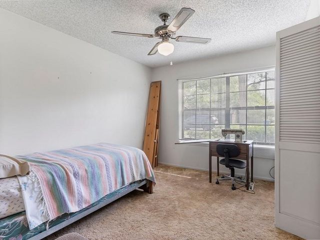 1710 Longhorn Avenue, Bay City, TX 77414