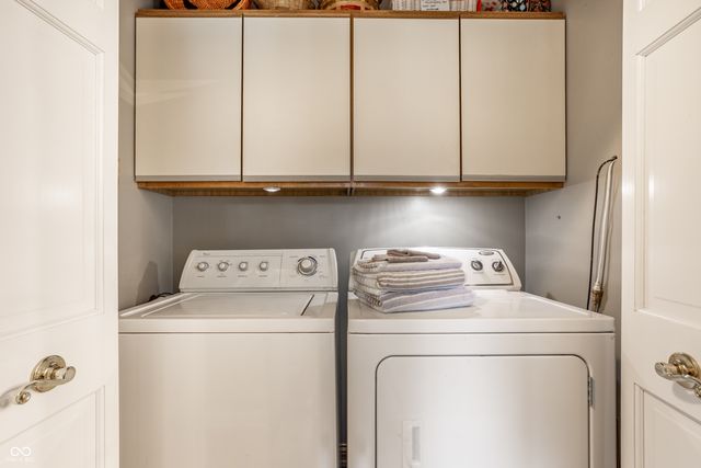 2119 Scarlet Oak Drive, Avon, IN 46123