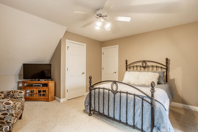 2119 Scarlet Oak Drive, Avon, IN 46123