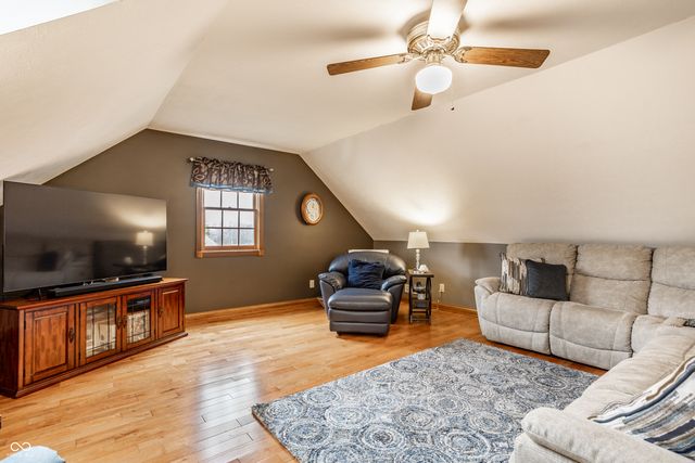 2119 Scarlet Oak Drive, Avon, IN 46123