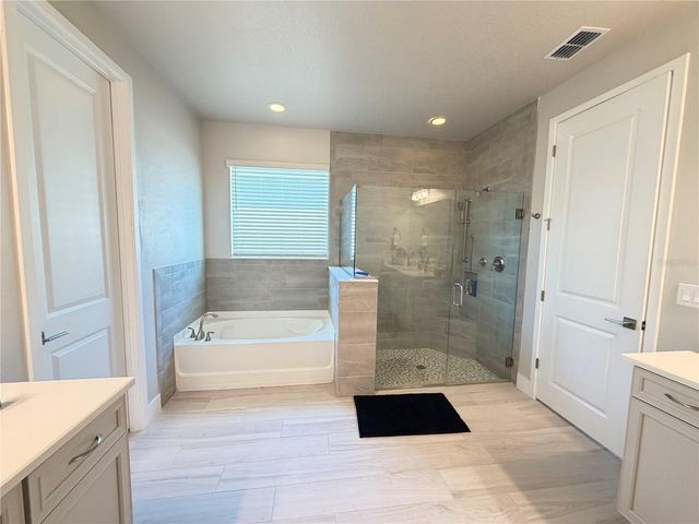 5769 LONG SHORE LOOP, Sarasota, FL 34238