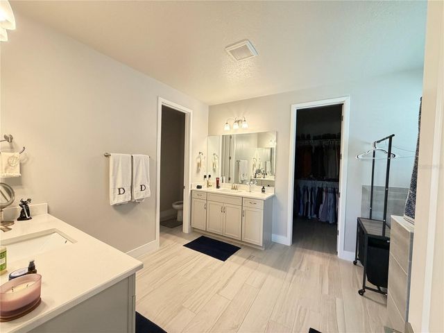 5769 LONG SHORE LOOP, Sarasota, FL 34238