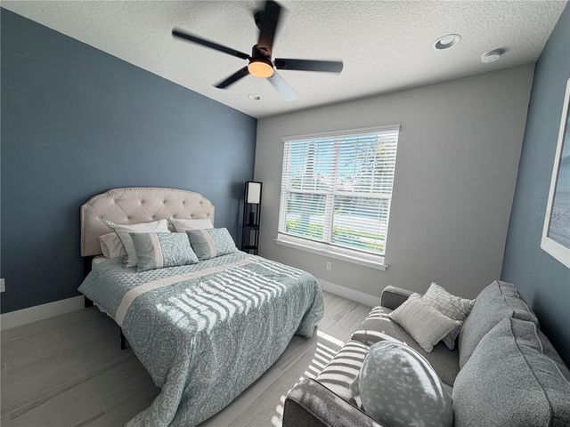 5769 LONG SHORE LOOP, Sarasota, FL 34238