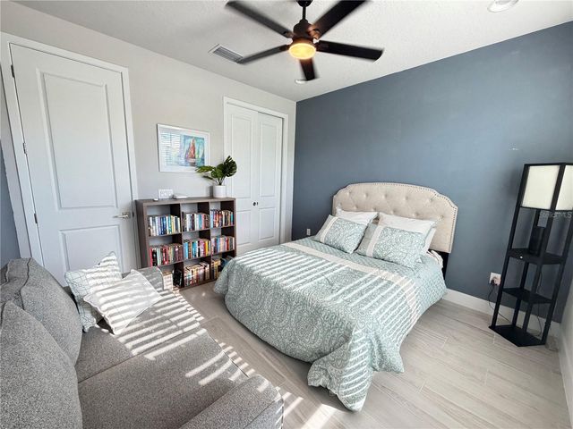 5769 LONG SHORE LOOP, Sarasota, FL 34238