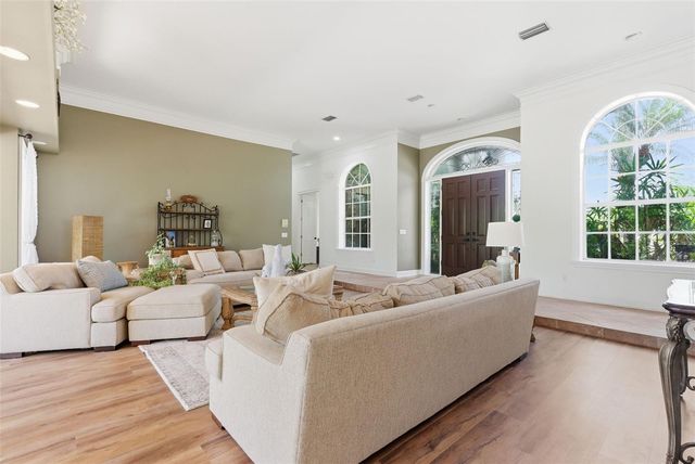 18701 PEPPER PIKE, Lutz, FL 33558
