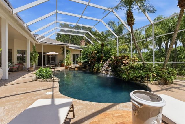 18701 PEPPER PIKE, Lutz, FL 33558