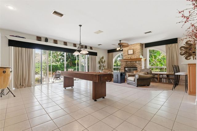 18701 PEPPER PIKE, Lutz, FL 33558