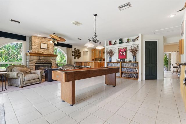 18701 PEPPER PIKE, Lutz, FL 33558