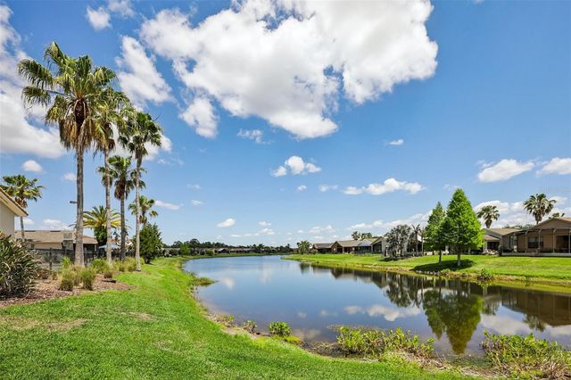 516 MILLIFIORA LANE, Poinciana, FL 34759