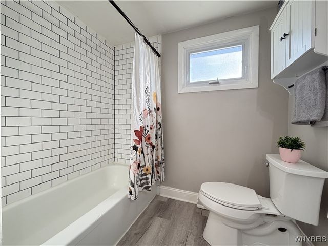 60 Constance Lane, Cheektowaga, NY 14227