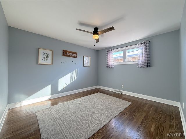 60 Constance Lane, Cheektowaga, NY 14227