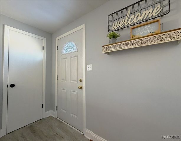 60 Constance Lane, Cheektowaga, NY 14227