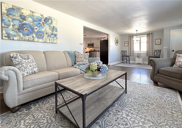 60 Constance Lane, Cheektowaga, NY 14227