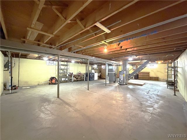 60 Constance Lane, Cheektowaga, NY 14227