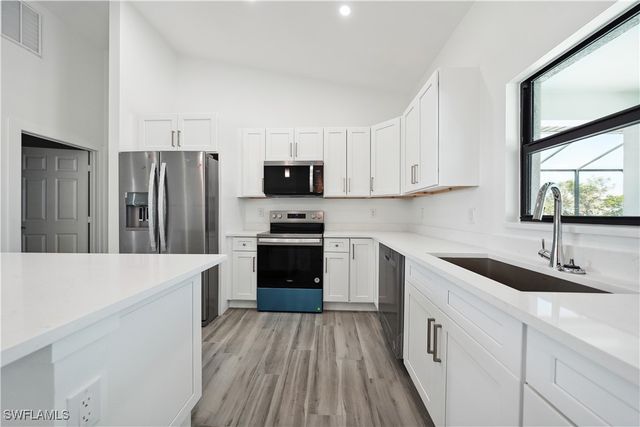 4309 NW 38 AVE, Cape Coral, FL 33993