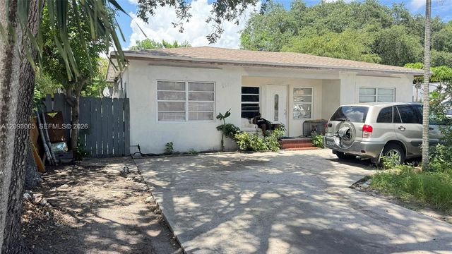 551 NE 159th Street, Miami, FL 33162