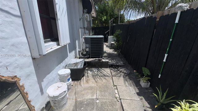 551 NE 159th Street, Miami, FL 33162