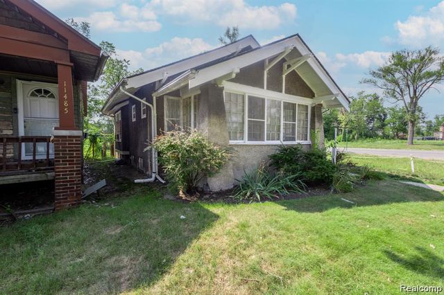 11493 Wisconsin Street, Detroit, MI 48204