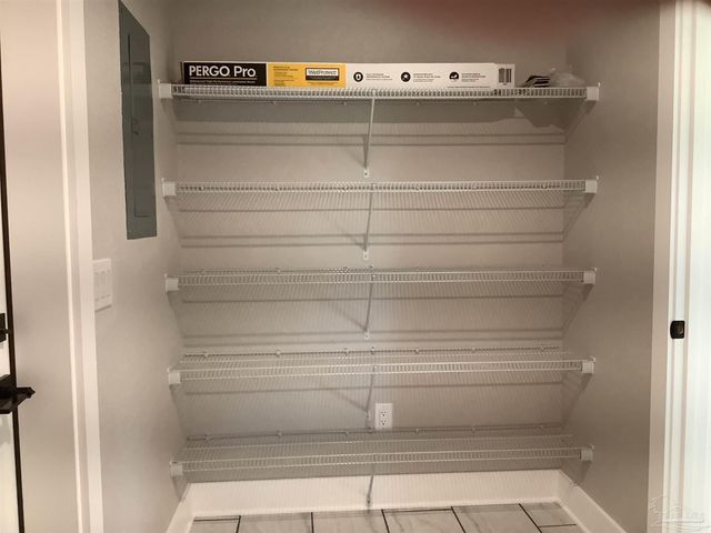 6413 Sanders St, Milton, FL 32570