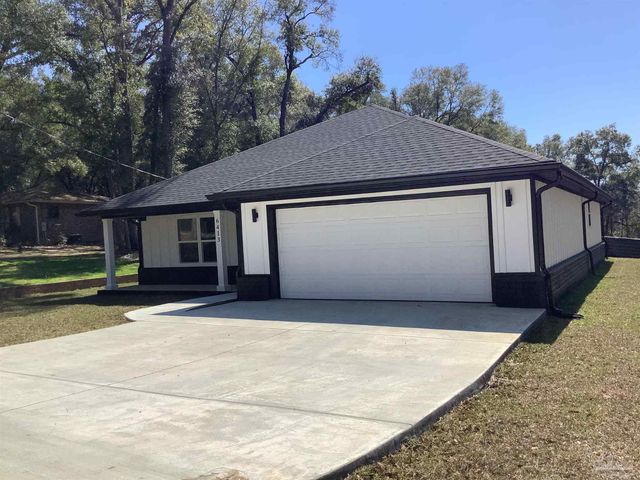 6413 Sanders St, Milton, FL 32570